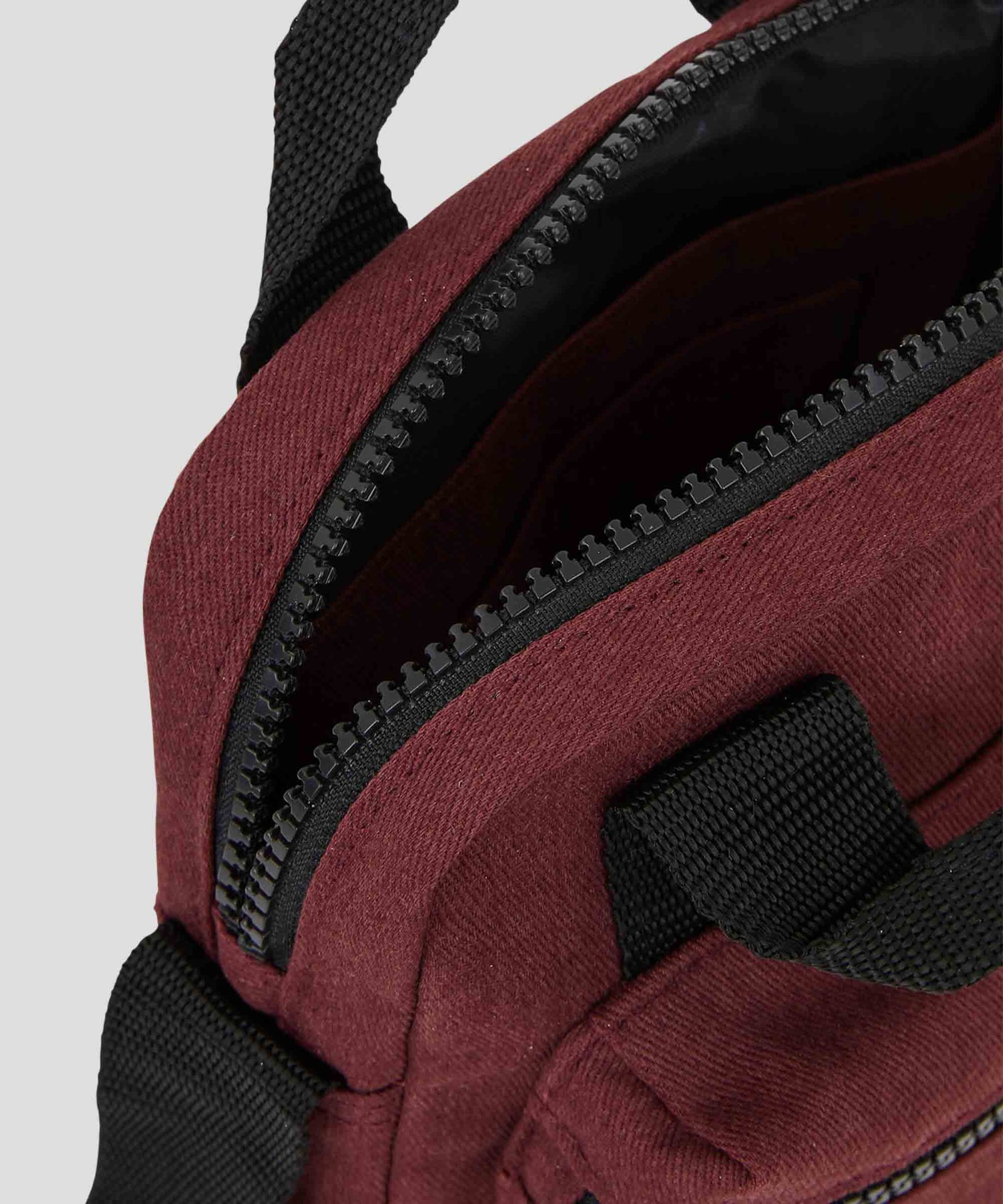 Moreauville Crossbody Bag