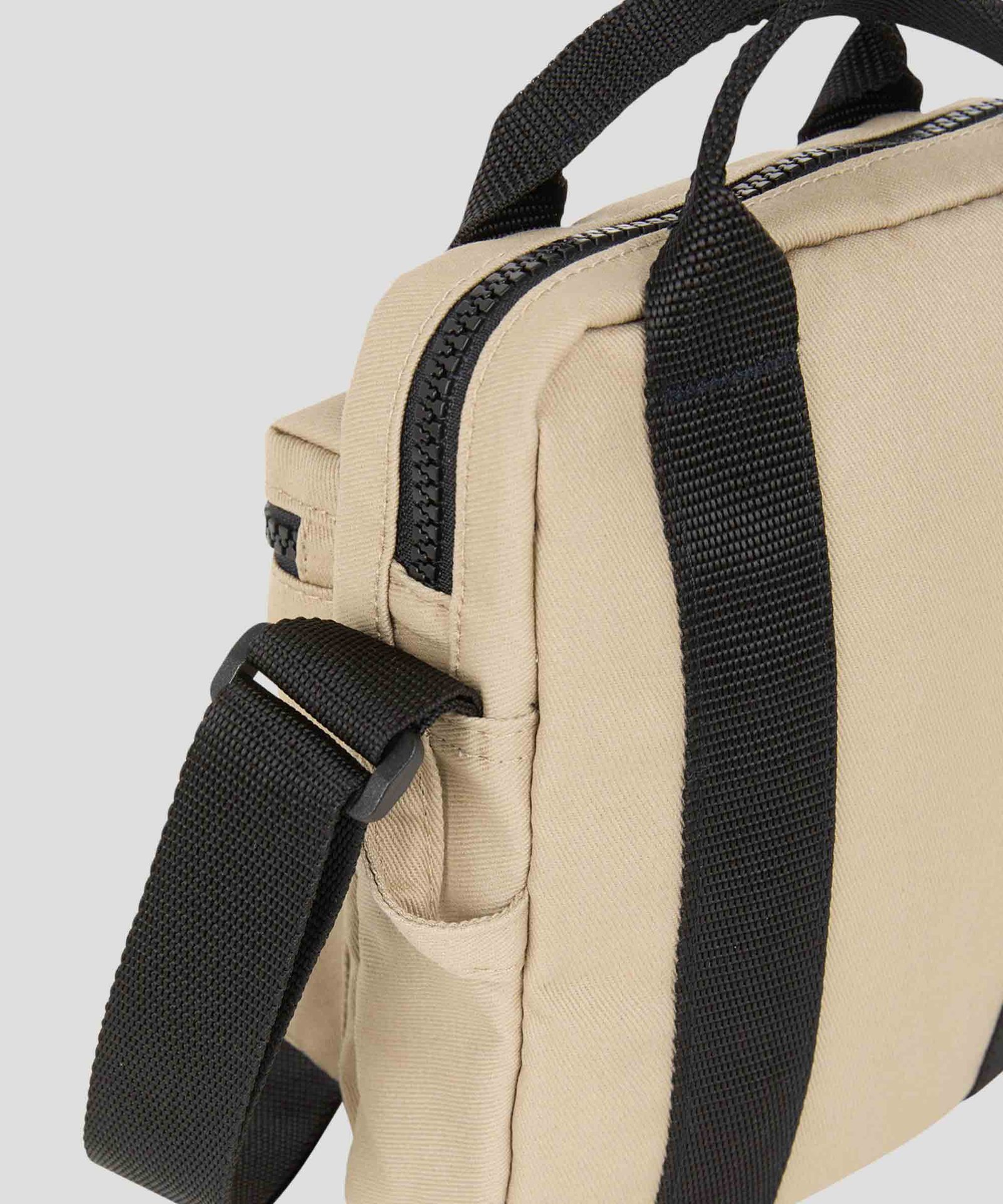 Moreauville Crossbody Bag