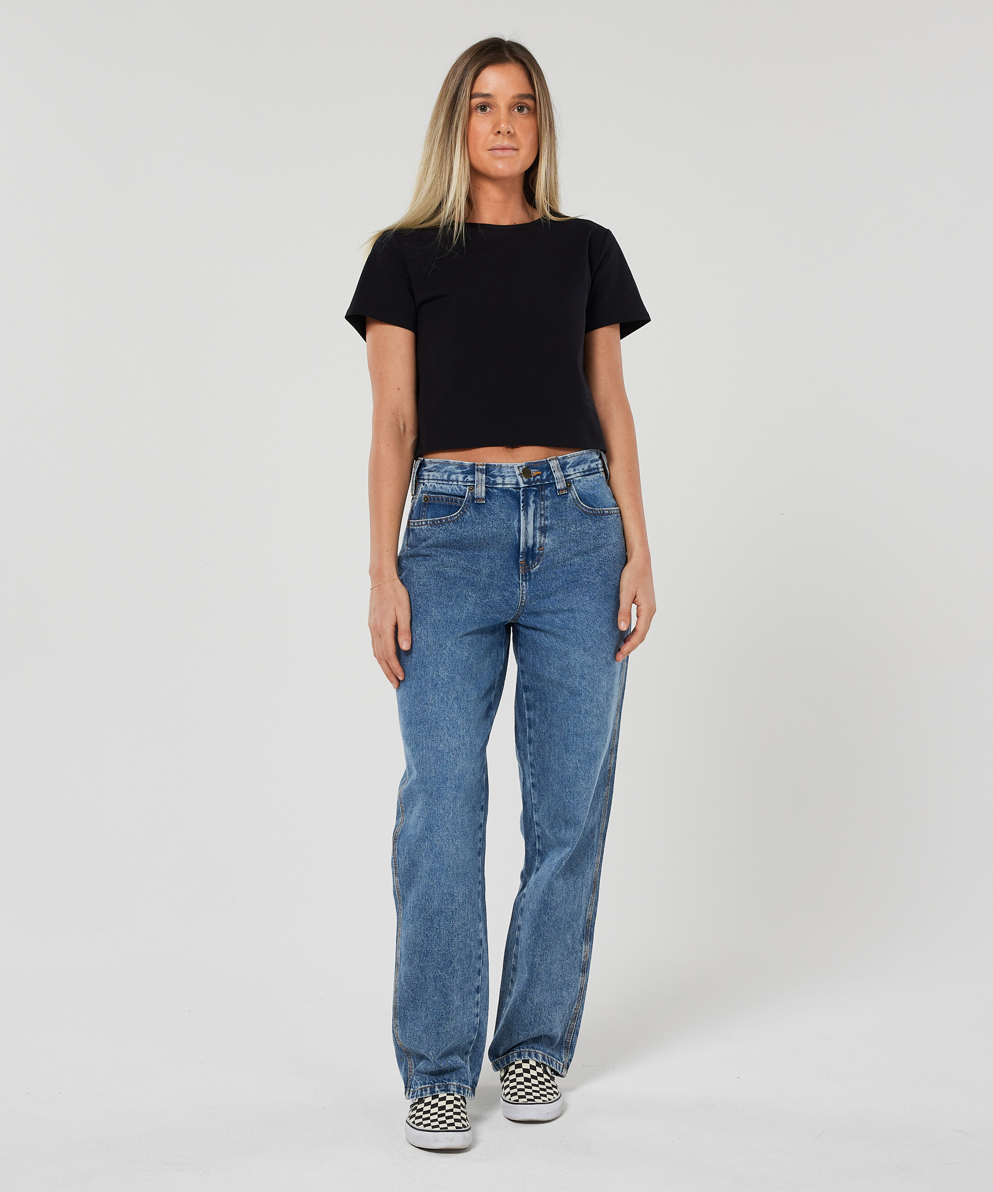 Womens Womens Thomasville Jeans in Rinsed Blue W/ Fade